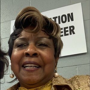 Meet your Posher, Birdie